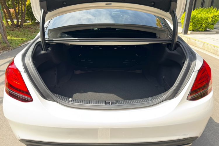 Used Mercedes-Benz C-Class 2019 Restyled C 260 L Sport Edition Trunk