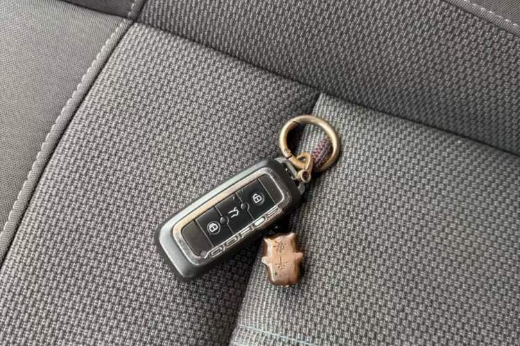 Used Qoros 3 2016 Sedan 1.6L Automatic ZhiNeng Model