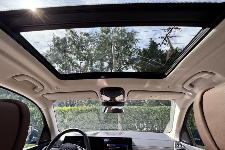 Used BMW X7 2023 xDrive40i Luxury Package with Leading Features
