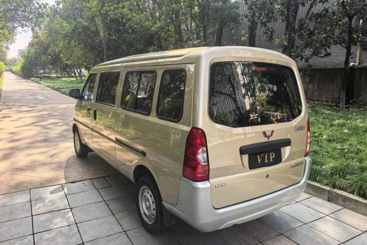 Used Wuling Rongguang 2021 1.5L Extended Standard Version with Air Conditioning – L3C
