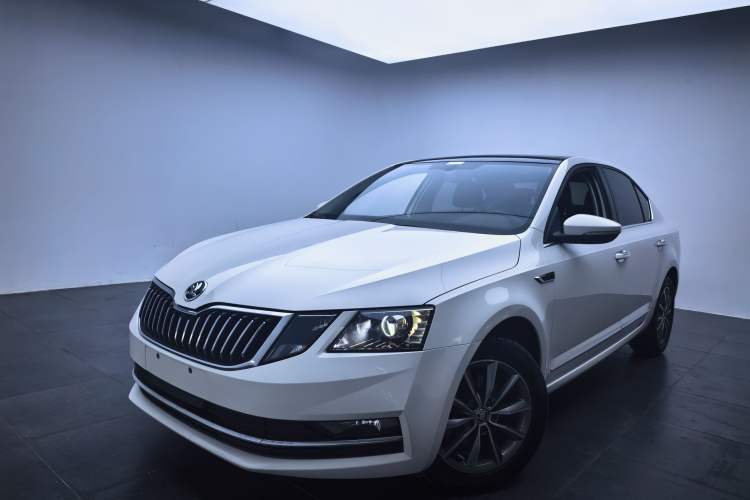 Used Skoda Octavia 2020 1.5L Automatic SmartDrive Luxury Edition