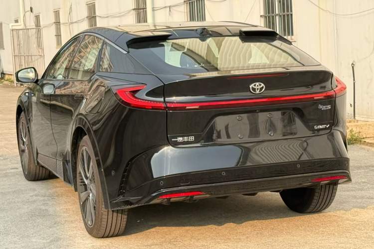 Used Toyota bZ5 2025 Model 550 PRO Smart Driving Edition
