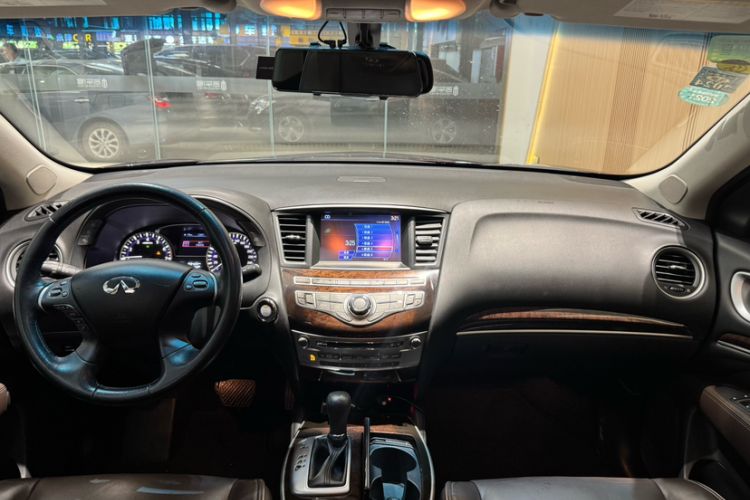 Used Infiniti QX60 2014 2.5 S/C Hybrid Two-Wheel Drive Excellence Edition Instrument Cluster