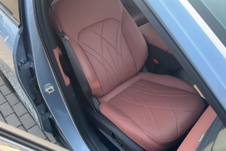 Used Geely Galaxy L6 2025 EM-i 140km Starship Edition
