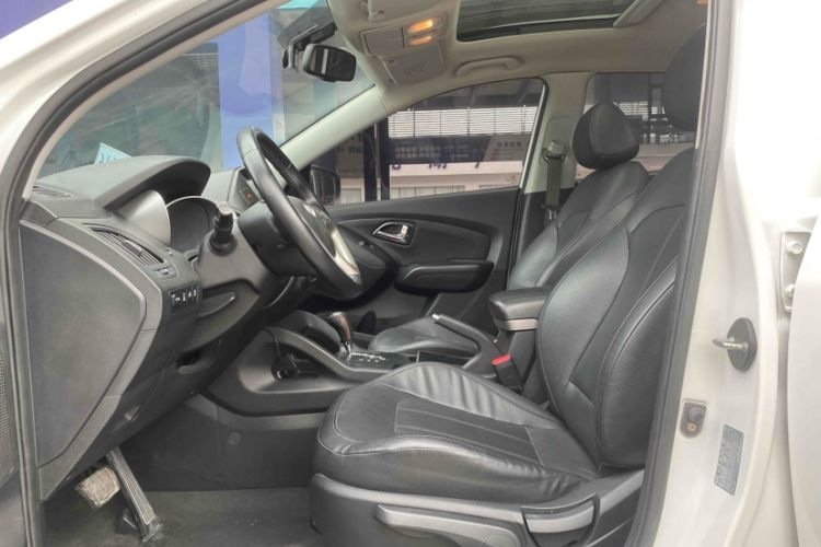 Used Hyundai ix35 2013 2.0L Automatic 4x4 Intelligent GLS China IV Standard