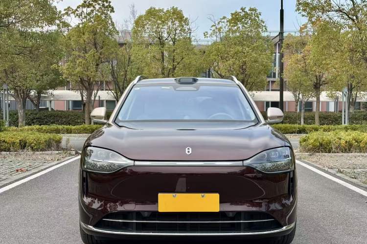 Used Hima AITO M9 2025 Extended-Range Ultra Version 52 kWh 6-Seater Exterior 4