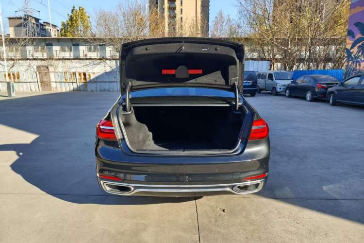 Used BMW 7 Series 2018 730Li Luxury Model Excellence Package