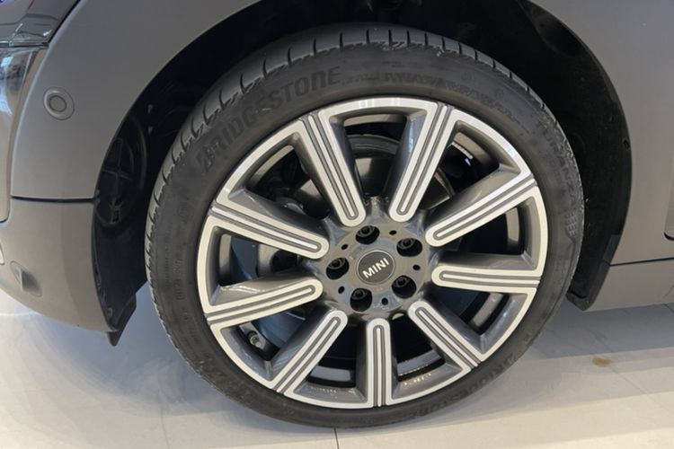 Used MINI Clubman 2022 Facelift 1.5T COOPER Connoisseur