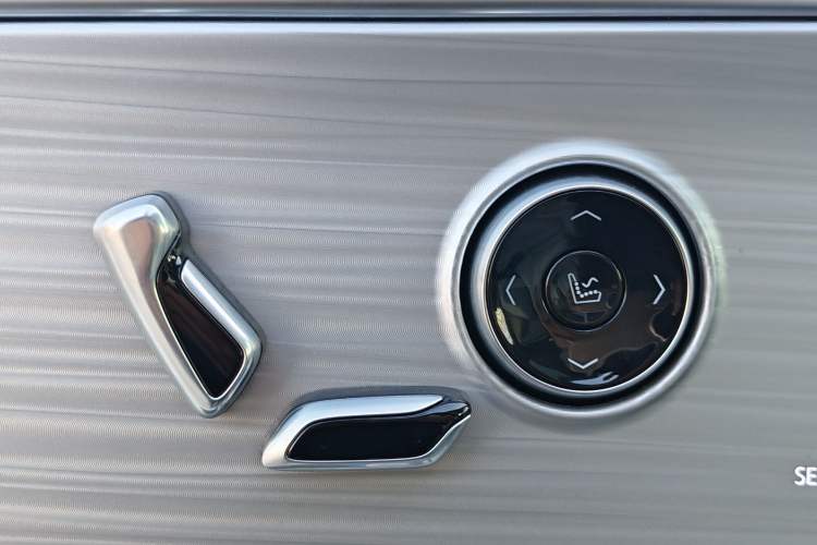 Used Buick GL8 New Energy 2026 Model Lu Zun Luxury Edition
