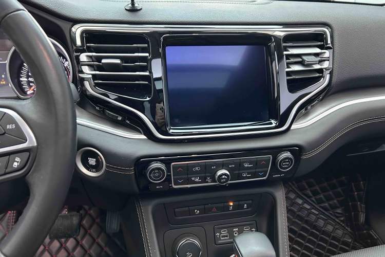 Used Jeep Grand Commander 2018 2.0T Four-Wheel Drive Smart Enjoyment Version China V Emission Standard