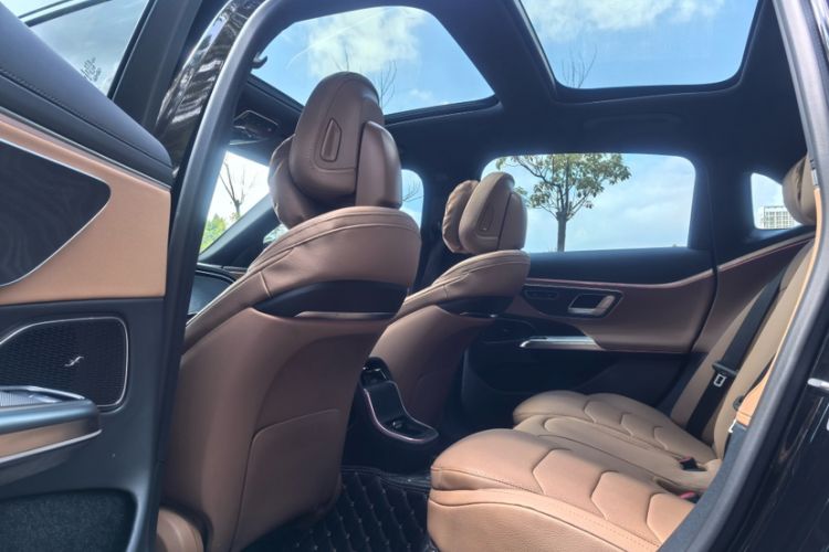 Used Mercedes-Benz E-Class 2024 Facelift E 300 L Fashion Sport Edition
