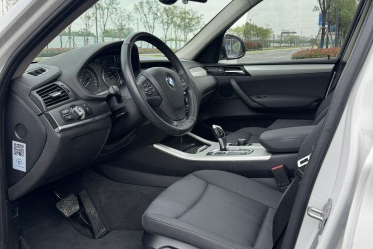 Used BMW X3 2016 sDrive20i
