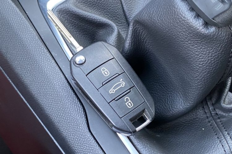 Used Peugeot 308S 2015 1.6L Manual Shangchi Edition
