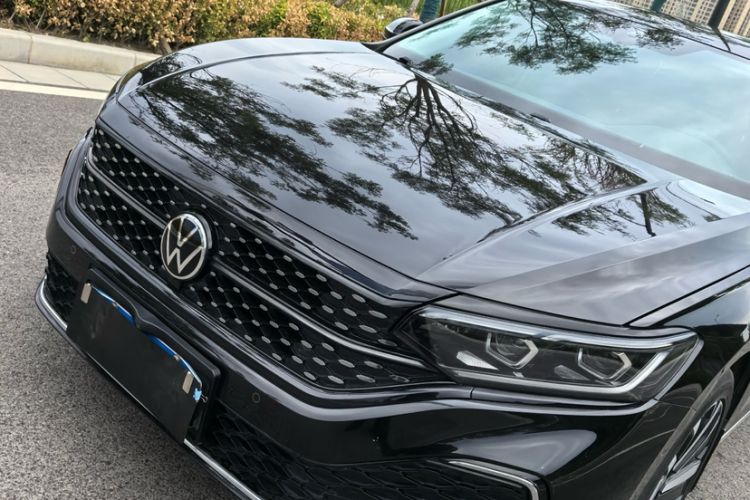 Used Volkswagen Passat 2022 330TSI Starry Luxury Edition – Exclusive Special Edition