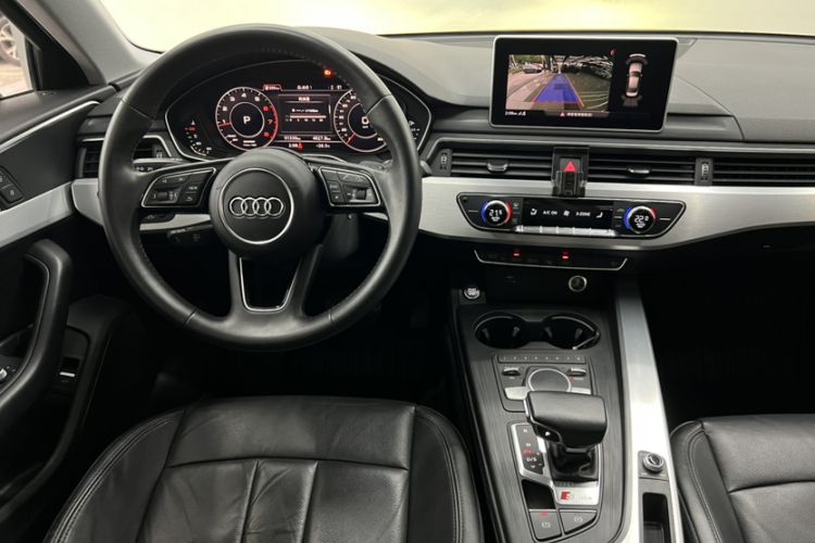 Used Audi A4L 2019 40 TFSI Fashion Edition China VI Emission Standard Interior 10