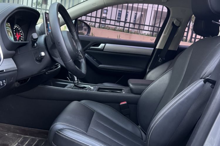 Used BYD Tang 2018 2.0T Automatic Smart Connect Prestige 7-Seater China V Standard