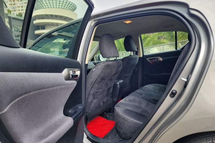 Used Lexus CT 2017 CT200h Elite Edition Solid Color China V Standard
