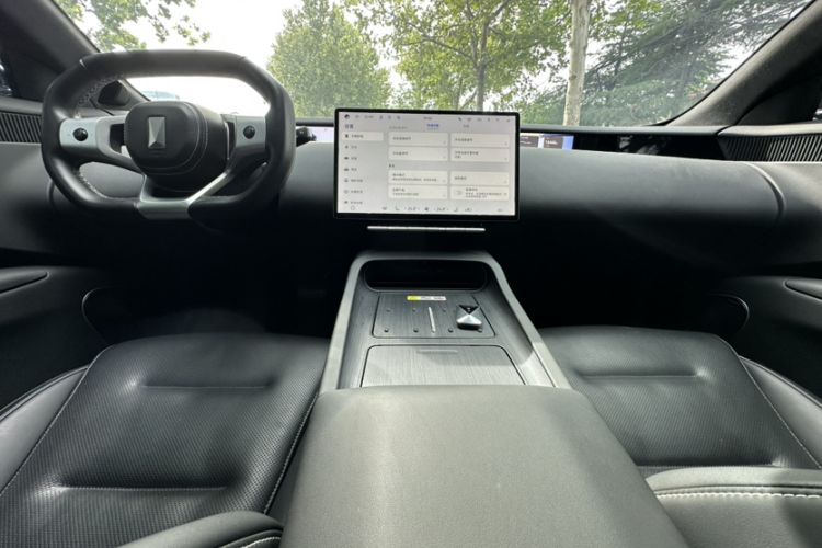 Used Avatr 12 2025 Ultra Extended-Range Edition