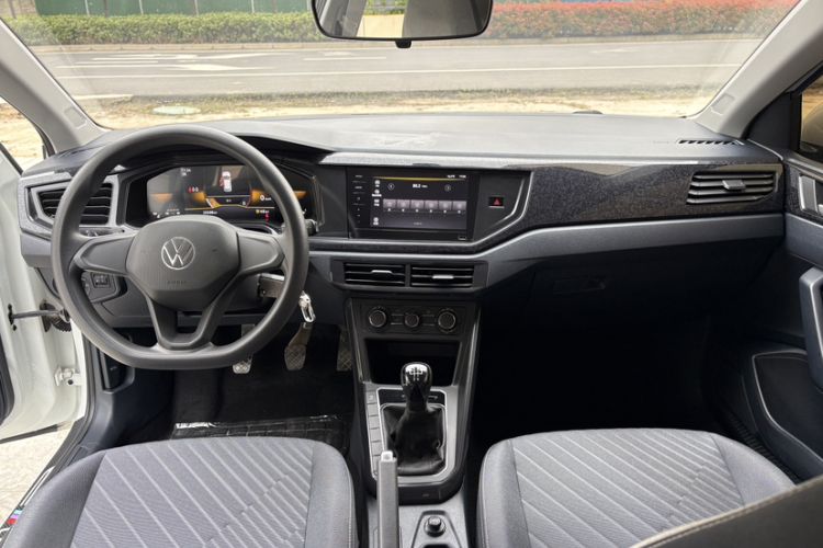 Used Volkswagen Lavida 2023 New Sharp 1.5L Manual New Comfort Edition