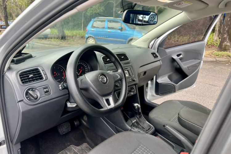 Used Volkswagen Polo 2014 1.4L Automatic Comfort Edition