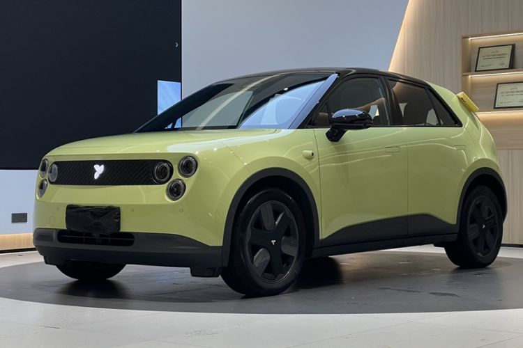 Used firefly 2025 Free Edition