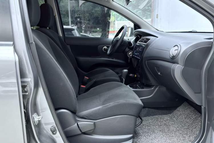 Used Nissan Livina 2015 1.6XE CVT Comfort Edition