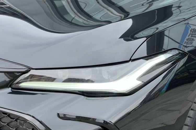 Used Toyota Avalon 2023 2.5L Touring Premium Edition
