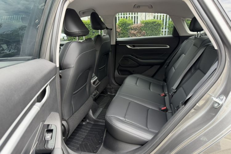 Used Geely Auto Emgrand 2025 4th Generation 1.5L Manual – Dragon Edition