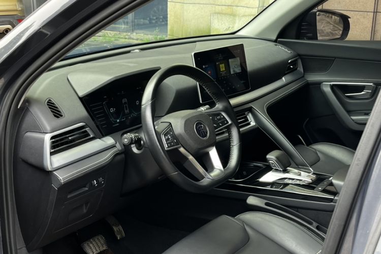 Used BYD Song Pro 2019 1.5T Automatic Luxury Model Interior 2