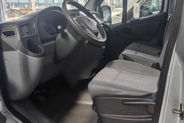 Used Foton Toano 2021 2.0T Manual Tongtu Long Wheelbase Mid-Height 5/6/7-Seater 4F20TC3