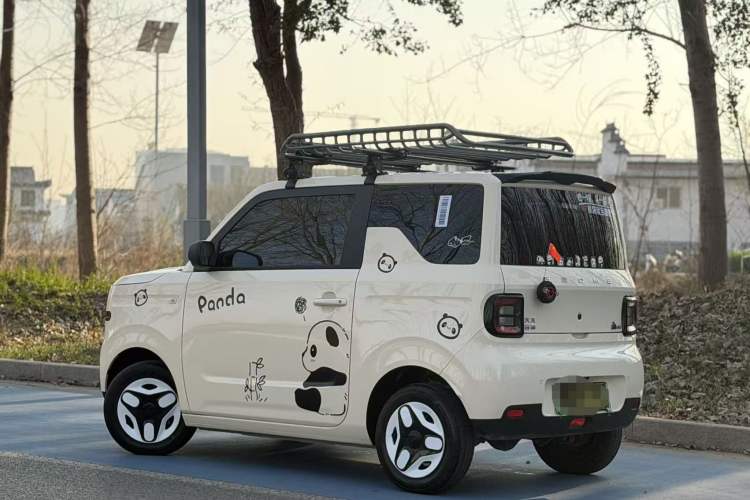 Used Geely Galaxy Panda 2025 210 km – Yuanqi Bear Exterior 5
