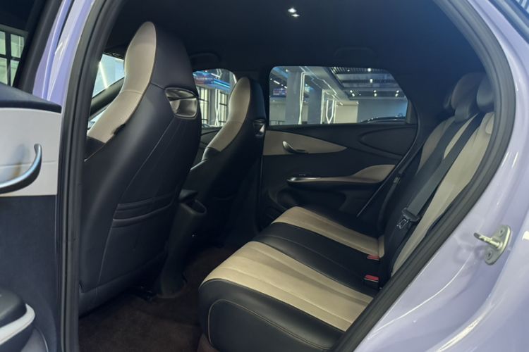 Used BYD Dolphin 2023 420 km Free Version
