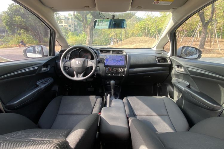 Used Honda Fit 2018 1.5L CVT Comfort Version Exterior 7