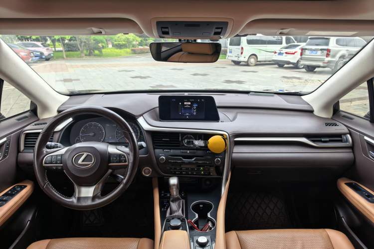 Used Lexus RX 2016 300 4x4 Elegant Edition China V-standard Interior 2