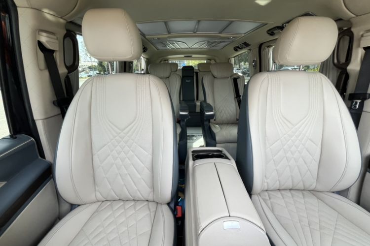 Used Mercedes-Benz Vito 2021 2.0T Business Version 7 Seats