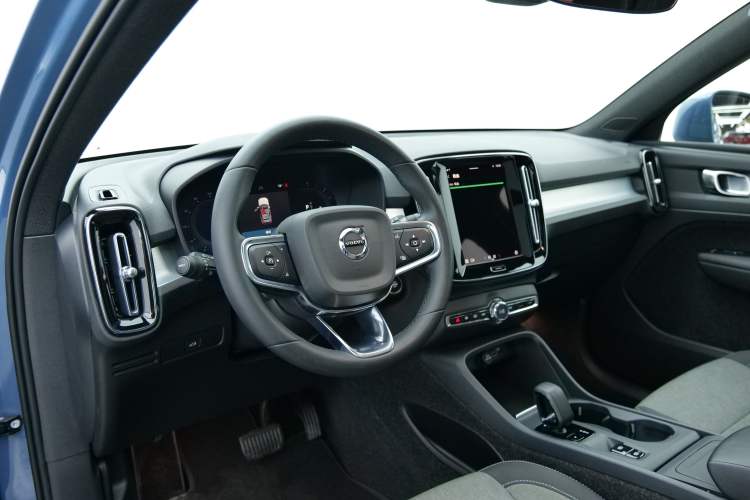 Used Volvo XC40 2023 B3 Smart & Stylish Edition
