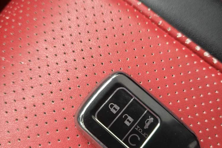 Used Honda Civic 2016 220TURBO CVT Luxury Edition
