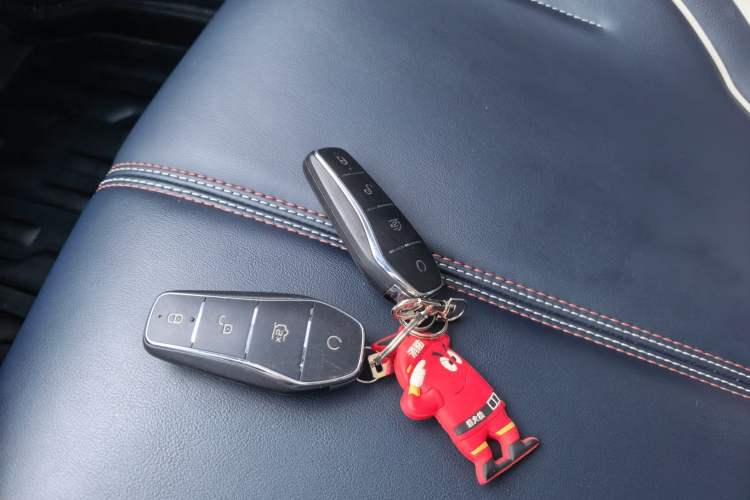 Used BYD Qin PLUS 2021 DM-i 55KM Flagship Model Interior 5