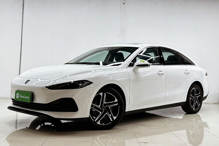 Used Roewe D7 2023 DMH 125km Superior Edition
