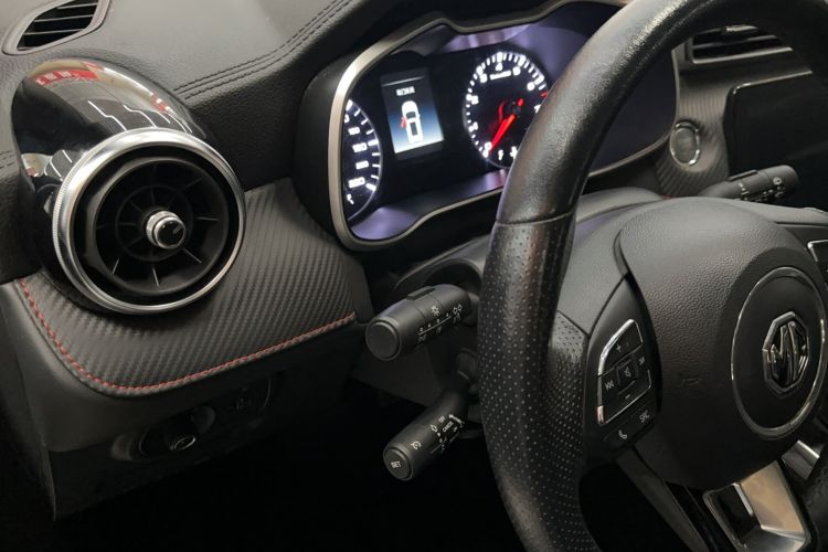 Used MG ZS 2020 180 DVVT Automatic Lite Interior 3