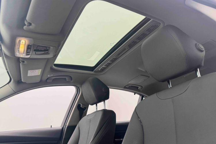 Used BMW 3 Series 2019 320Li Fashion Model