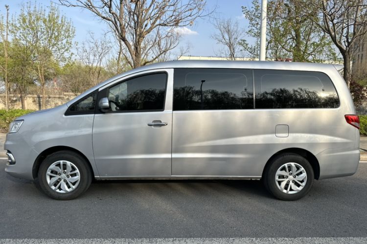 Used JAC Refine M4 2019 Business & Travel Series 2.0L Manual Comfort Model China VI