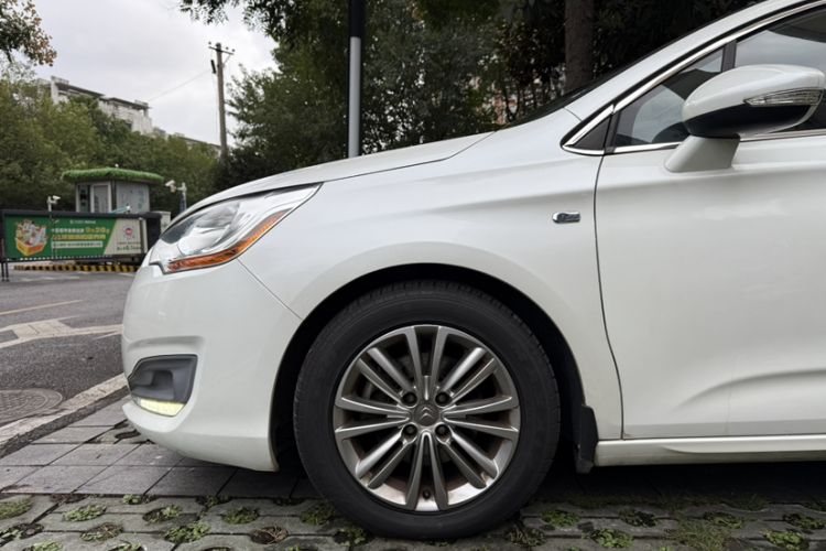 Used Citroen C4L 2014 1.8L Intelligent Drive Automatic Enjoyment Model
