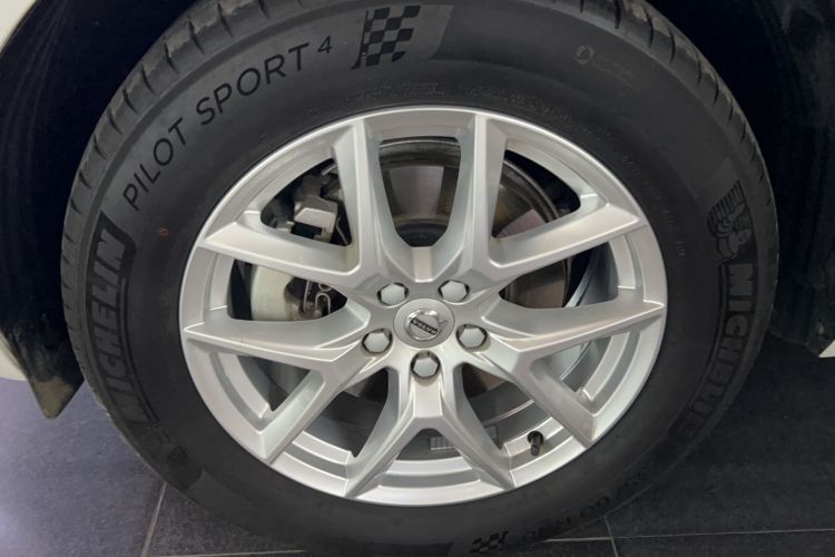 Used Volvo XC60 2021 T5 4x4 Smart Luxury Edition
