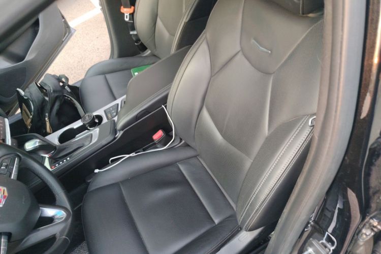 Used Cadillac CT4 2023 25T Luxury Model Interior 1