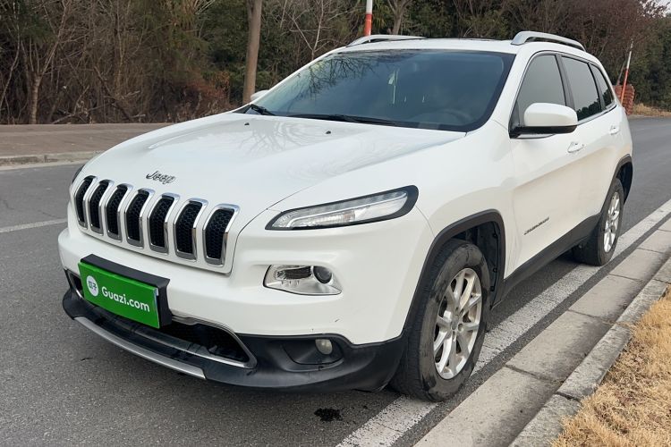 Used Jeep Cherokee 2017 2.0L Superior Edition