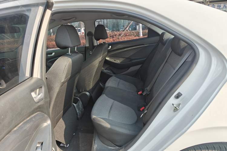 Used Hyundai Verna (older generation) 2020 1.4L Manual GL Refreshed Edition