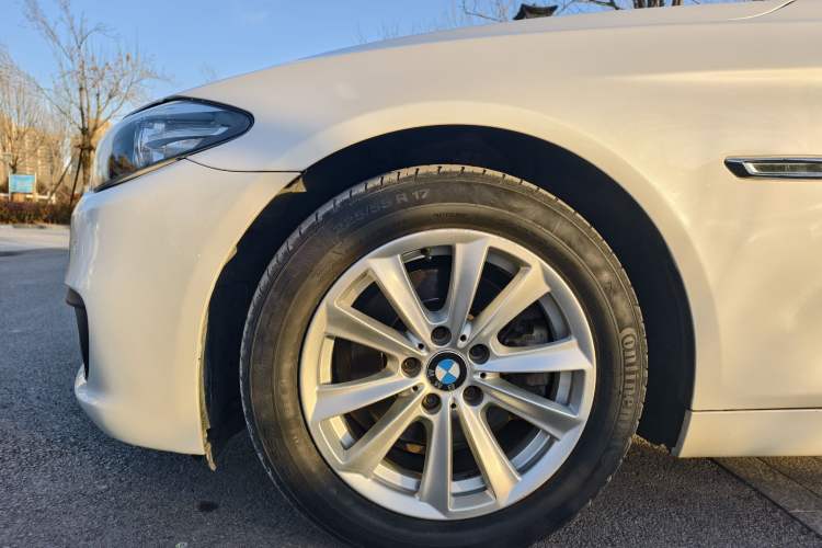 Used BMW 5 Series (Import) 2015 520i Elegant Edition