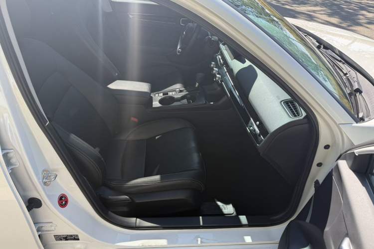 Used Honda Civic 2022 240TURBO CVT Dynamic Edition
