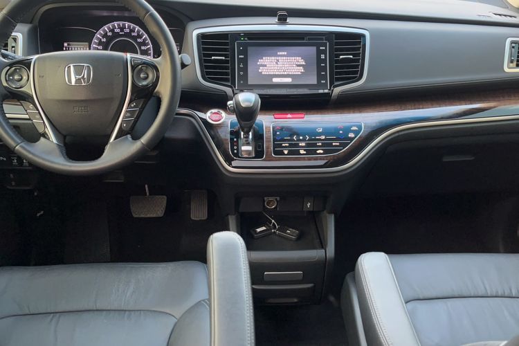 Used Honda Odyssey 2017 2.4L Supreme Edition